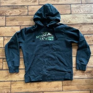 The North Face large men’s camo logo hoodie
